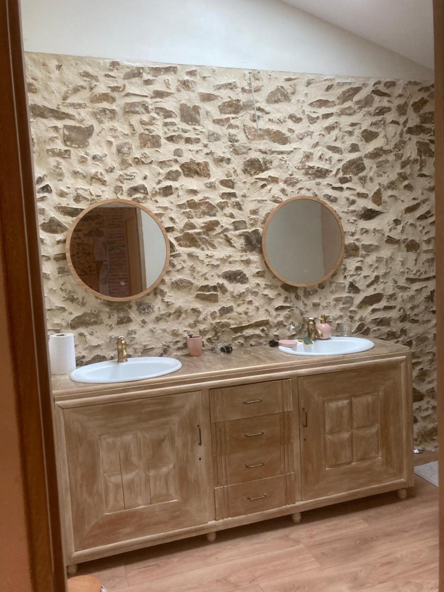 Premier Etage D Une Jolie Maison A La Campagne Montravers Kültér fotó
